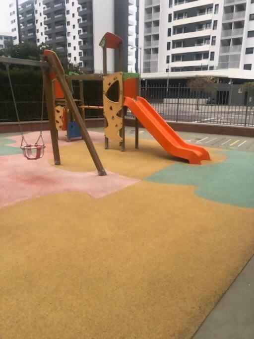 Nuevo Con Piscina A 2 Minutos Estacion Tren Ave Appartement Zaragoza Buitenkant foto