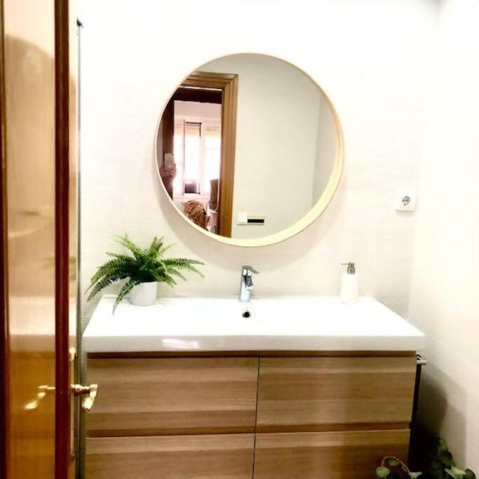 Nuevo Con Piscina A 2 Minutos Estacion Tren Ave Appartement Zaragoza Buitenkant foto
