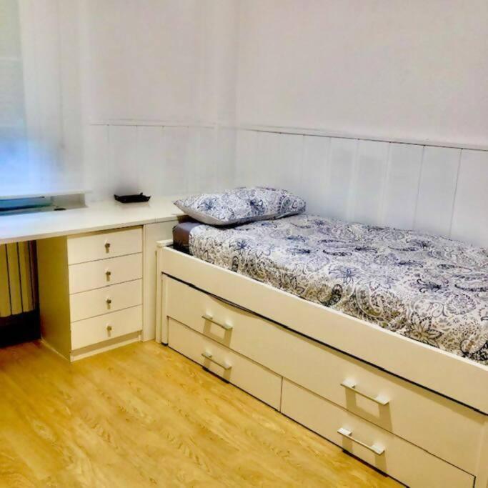 Nuevo Con Piscina A 2 Minutos Estacion Tren Ave Appartement Zaragoza Buitenkant foto